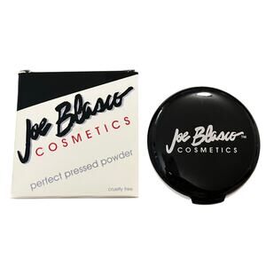 Joe Blasco Perfect Pressed Powder - Shade LIGHT -  Nib & Pad Included